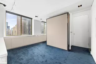 236 E 47th St, New York City, NY 10017 - Photo 19