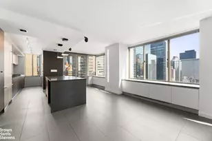 236 E 47th St, New York City, NY 10017 - Photo 5
