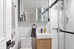 211 Thompson St, New York City, NY 10012 - Photo 5