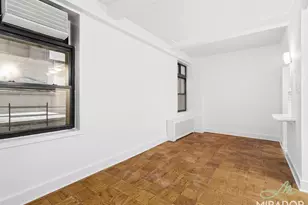 132 E 45th St, New York, NY 10017 - Photo 1