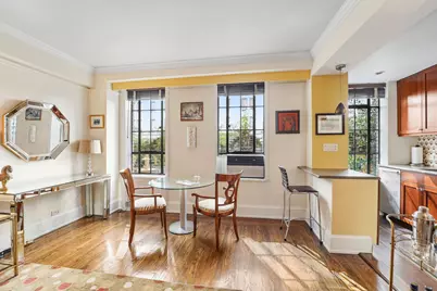 333 W 56th Street #2L, New York, NY 10019 - Photo 3