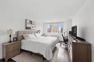 201 E 36th St, New York City, NY 10016 - Photo 7
