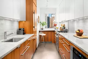 200 Central Park S, New York City, NY 10019 - Photo 7