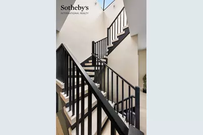 116 E 61st Street, New York, NY 10021 - Photo 7