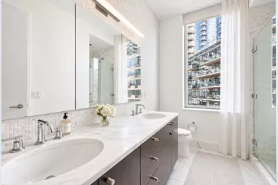 46-30 Center Boulevard #404, Long Island City, NY 11109 - Photo 7