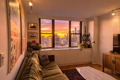 201 E 17th Street #30D, New York City, NY 10003 - Photo 3