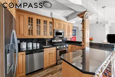 136 E 76th Street #15A, New York, NY 10021 - Photo 3
