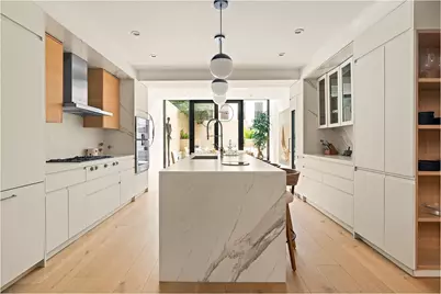 76 W 105th Street #TH, New York City, NY 10025 - Photo 3