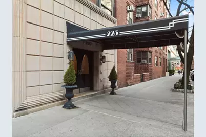 225 E 74th Street #2DE, New York, NY 10021 - Photo 15