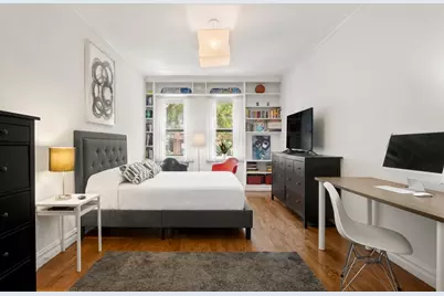 225 E 74th Street #2DE, New York, NY 10021 - Photo 13