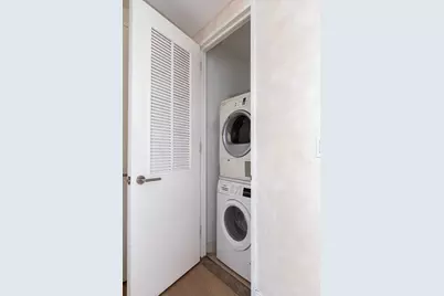 247 W 46th Street #3104, New York, NY 10036 - Photo 11