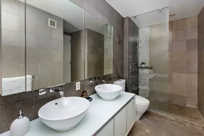 247 W 46th Street #3104, New York, NY 10036 - Photo 7