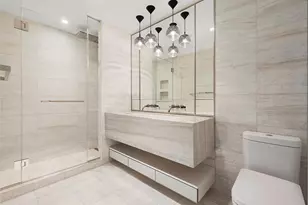 135 W 52nd St, New York City, NY 10019 - Photo 3