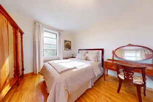 2553 E 7th St, New York City, NY 11235 - Photo 5