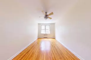 2553 E 7th St, New York City, NY 11235 - Photo 7