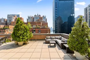 305 E 40th St, New York City, NY 10017 - Photo 13