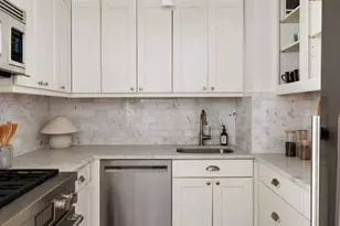 165 Christopher St, New York City, NY 10014 - Photo 3