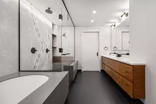 152 Franklin St, New York City, NY 10013 - Photo 17