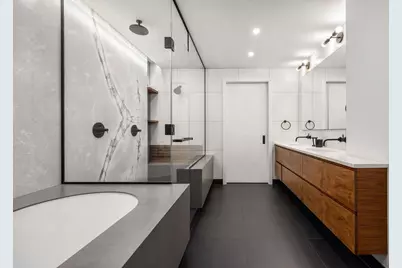 152 Franklin Street #6, New York City, NY 10013 - Photo 17