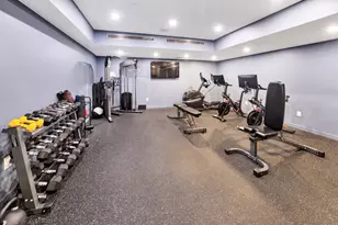 21 Powers St, New York City, NY 11211 - Photo 11