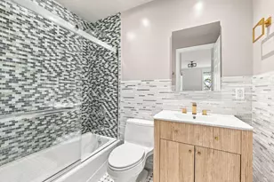 206 E 75th St, New York City, NY 10021 - Photo 5