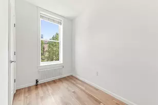 206 E 75th St, New York City, NY 10021 - Photo 3