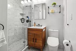 2025 Broadway, New York City, NY 10023 - Photo 5