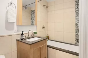 350 W 42nd St, New York City, NY 10036 - Photo 5