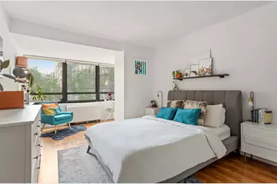 240 E 47th Street #2E, New York, NY 10017 - Photo 7