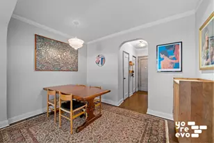 155 W 20th St, New York City, NY 10011 - Photo 3