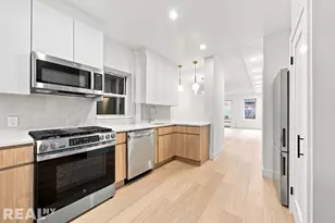345 E 61st St, New York City, NY 10065 - Photo 3