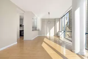 330 E 57th St, New York City, NY 10022 - Photo 3