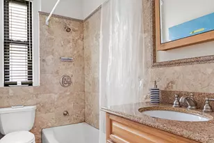 230 E 71st St, New York, NY 10021 - Photo 7