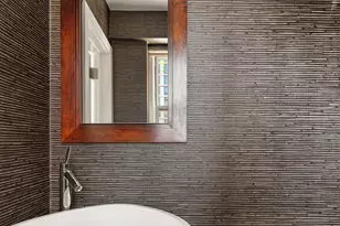 150 E 61st St, New York City, NY 10065 - Photo 7
