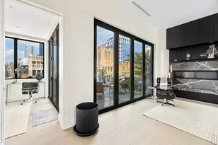 252 W 30th St, New York City, NY 10001 - Photo 5