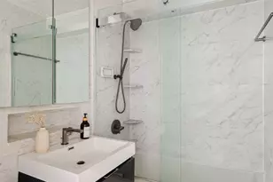 399 E 72nd St, New York City, NY 10021 - Photo 9