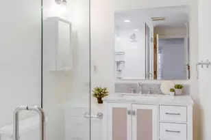 438 W 44th St, New York, NY 10036 - Photo 25