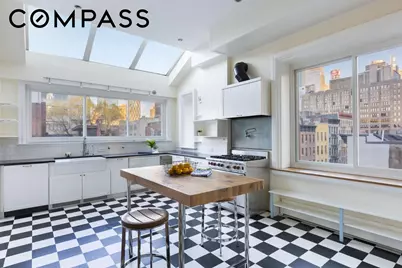 438 W 44th Street, New York, NY 10036 - Photo 7
