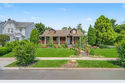 146-45 13th Avenue, Whitestone, NY 11357 - Photo 1