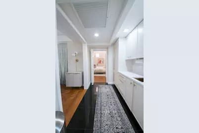 160 Central Park S #1218, New York City, NY 10019 - Photo 9