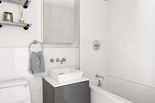 450 Manhattan Ave, Brooklyn, NY 11222 - Photo 9