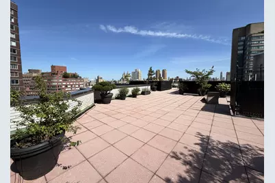 155 W 68th Street #726, New York, NY 10023 - Photo 7