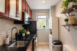 50-15 39th St, Sunnyside, NY 11104 - Photo 9