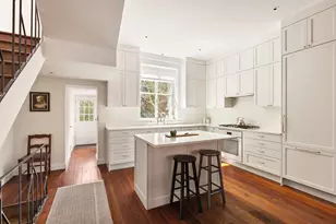 362 W 19th St, New York City, NY 10011 - Photo 5