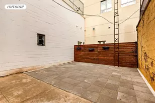 210 Hoyt St, New York City, NY 11217 - Photo 9