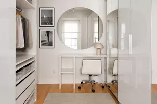 425 E 13th St, New York City, NY 10009 - Photo 9