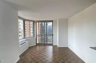 500 W 43rd St, New York City, NY 10036 - Photo 3