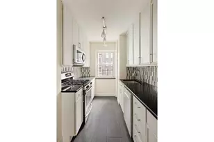 345 E 56th St, New York City, NY 10022 - Photo 9