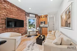77 Perry St, New York City, NY 10014 - Photo 1