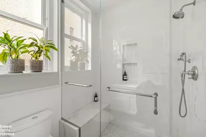 310 W 86th Street #8A, New York, NY 10024 - Photo 17